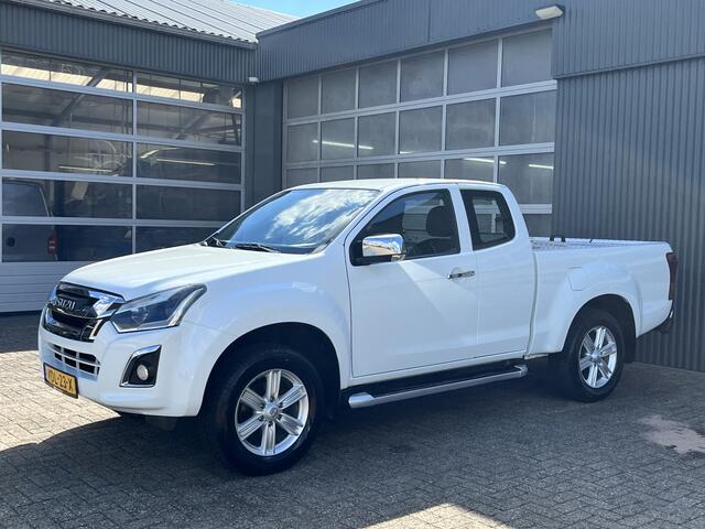 Isuzu D-MAX 1.9 Extended Cab X-Country 164PK 3500kg trekgwicht Airco Cruise controle Pick-up p-up Euro 6 Vierwielaandrijving Openlaadbak Gereedschapskist Camera Bpm vrij!!
