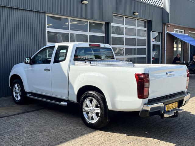 Isuzu D-MAX 1.9 Extended Cab X-Country 164PK 3500kg trekgwicht Airco Cruise controle Pick-up p-up Euro 6 Vierwielaandrijving Openlaadbak Gereedschapskist Camera Bpm vrij!!