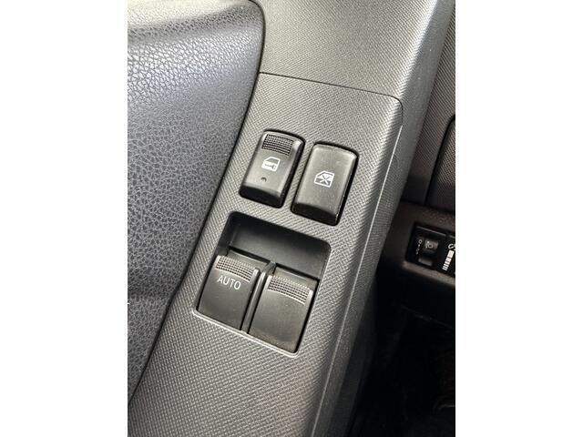 Isuzu D-MAX 2.5 Extended Cab LS 4WD Handgeschakeld rijklaarprijs incl. garantie