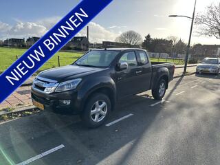 isuzu-d-max-2.5-extended-cab-ls-4wd