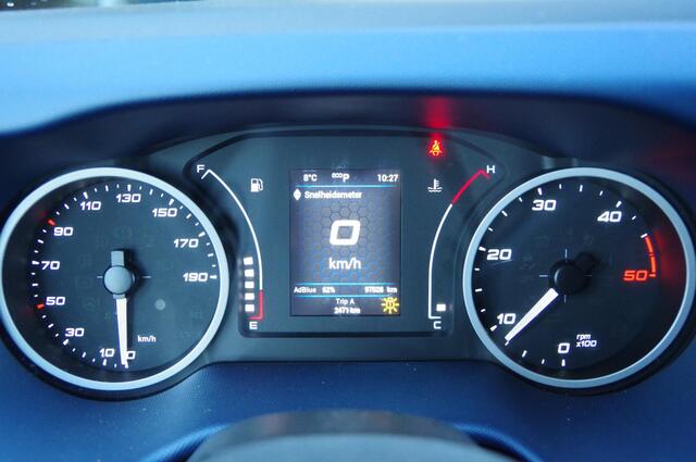 Iveco DAILY 35S18HV 3.0 352L H3 180PK AUT. LED, 3.5T TREKHAAK, CAMERA, NAVI, CRUISE, CLIMA, NL AUTO, NAP