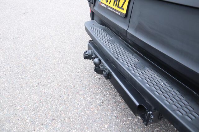 Iveco DAILY 35S14V 2.3 352 H3 L- Navigatie, L3 H3, Trekhaak, Airco