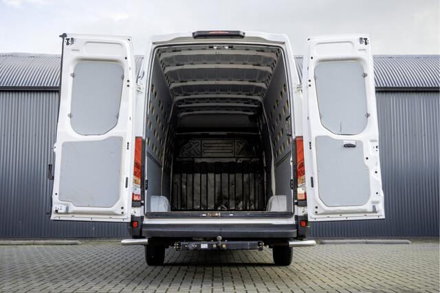 Iveco DAILY 35S14V 2.3 L4H2 | Automaat | Euro 6 | Cruise | Climate | 3500 KG Trekgewicht | Trekhaak