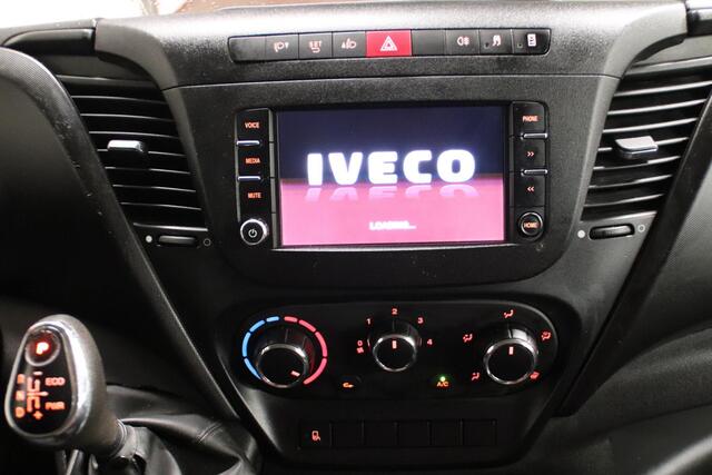 Iveco DAILY 35S14V 2.3 352 H2 AUTOMAAT 3500KG TREKVERMOGEN