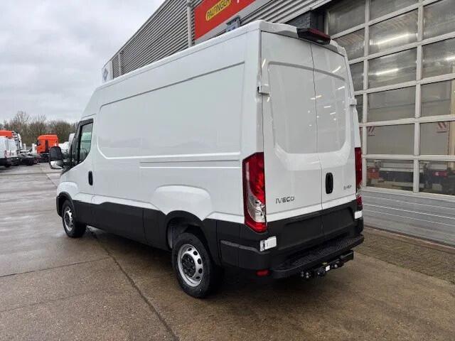 Iveco DAILY 35S16V A8 L2H2