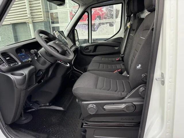 Iveco DAILY 35S16V A8 L2H2