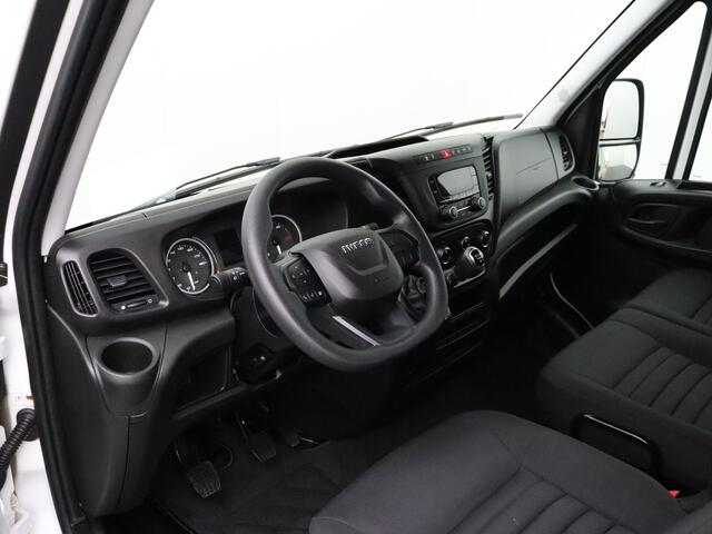 Iveco DAILY 35C16 Bakwagen+Laadklep | Airco | 3-Persoons | 750Kg Laadklep
