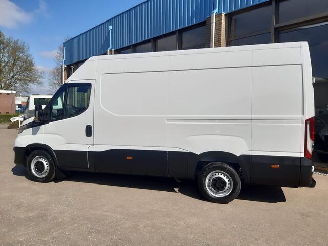 Iveco DAILY 35S16V L2H2 156Pk Airco Cruise control 1420 Kg laadvermogen