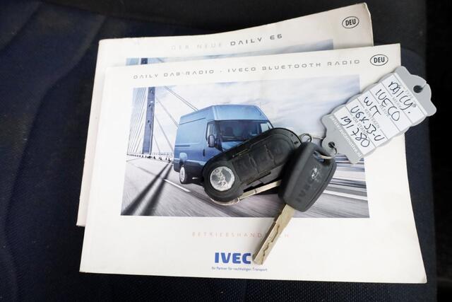 Iveco DAILY 35S16 160pk E6 L2H2 HiMatic Automaat Airco/Camera Trekhaak 3500kg 05-2018