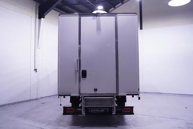 Iveco DAILY 35S14 140 pk Aut. Koel-vries Bakwagen Automaat Airco, Apple Carplay, LxBxH 400x206x210 cm, 2-Zits