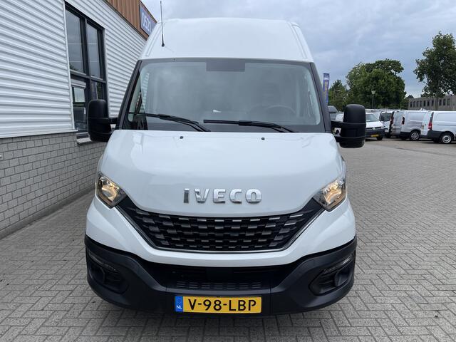 Iveco DAILY 35S14V 2.3 Himatic automaat L4H2 / laadruimte 470cm lang ! / vaste prijs rijklaar ¤ 23.950 ex btw / lease vanaf ¤ 391 / trekhaak 3500 kg / cruise en climate control / 270 graden achterdeuren
