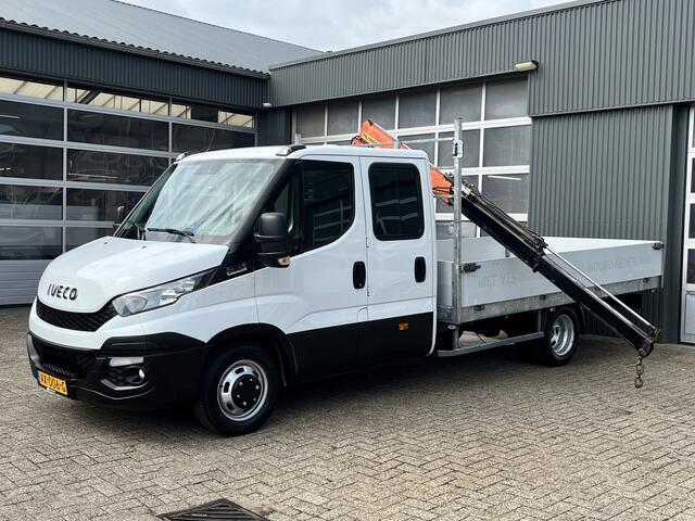 Iveco DAILY 35C17 3.0 410 Automaat Palfinger Laadkraan Airco Cruise controle Trekhaak 3500kg trekgewicht Camera Open laadbak Pick-up P-up Bakwagen Euro 5