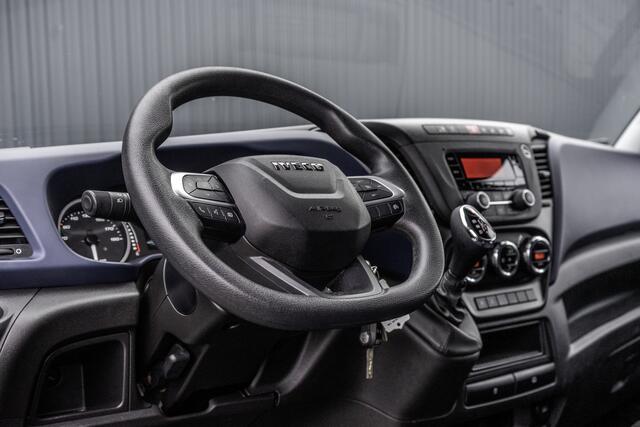 Iveco DAILY **35S14V 2.3 L2H2 | Automaat | Euro 6 | Cruise | Climate | 3500 KG Trekgewicht | Trekhaak**