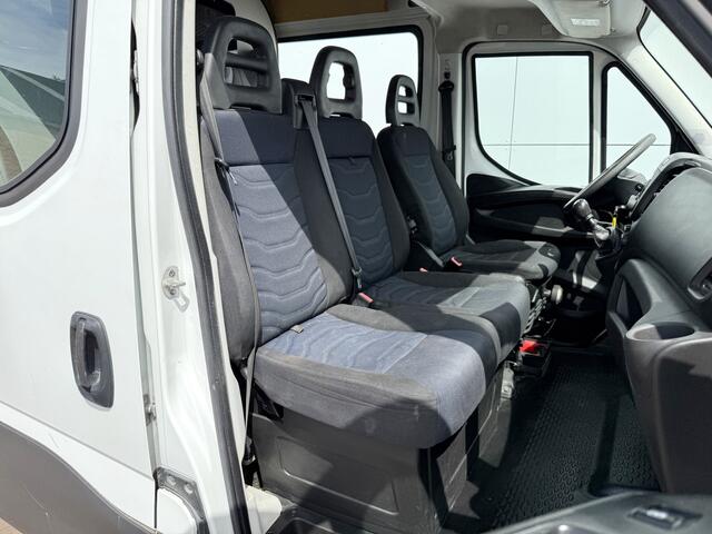 Iveco DAILY 35S14 2.3 L2H2 Dubbele Cabine 7 Stoelen Airco Cruise Control Trekhaak 3.5t Lucht geveerde stoel
