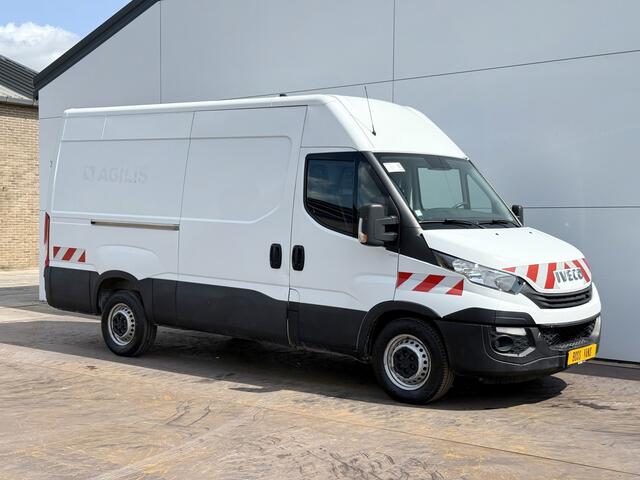 Iveco DAILY 35S14 2.3 L2H2 Cruise Control Climate Control 3.5t Trekhaak Lucht geveerde stoel
