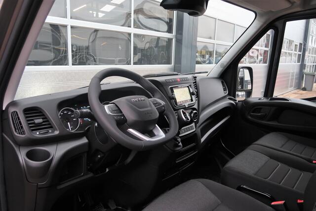 Iveco DAILY 35S18HV 3.0 L2H2 AUT/ 2X SCHUIFDEUR/ CAMERA/ LED/ CRUISE/ CLIMA/ NAVI