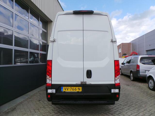 Iveco DAILY 35S13V 2.3 352 H3 L2 Koelwagen, Airco,3persoons, met oprij plaat