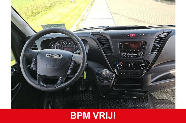 Iveco DAILY 35C15V 3.0 410 L2H2, dubbellucht, 3.0L, airco,camera, trekhaak