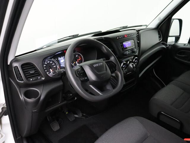 Iveco DAILY 35S16 L2H2 | 3500Kg TG | Airco | 3-Persoons | Betimmering