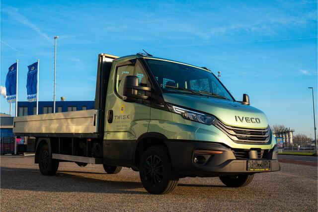 Iveco DAILY SPECIAL EDITION 35S16Ha8 BPM VRIJ 2.3 156pk/400nm Euro 6, 8 traps VOL automaat, open laadbak 410cm * 207cm, zeer rijk uitgerust