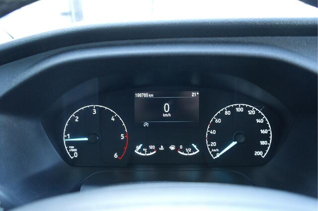 Iveco DAILY 350 2.0 TDCI L4H1 Trend RWD | NL-Auto | Meubelbak | Carplay | Bakwagen