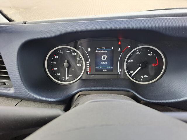 Iveco DAILY 35C18HA8P 3.0 410 Lamar lichtgewicht opbouw BPM vrij