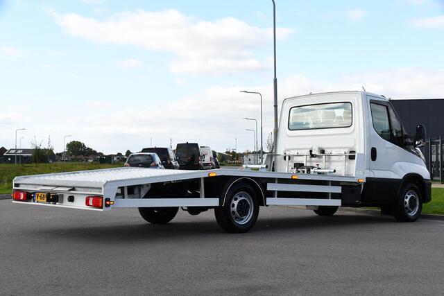 Iveco DAILY 35S18 | Oprijwagen | Geveerde stoel | 3,5t trekgw. | Adaptive CC | LED NAV ECC Adaptive CC | Faustmann opbouw | 1100 KG Laadvermogen