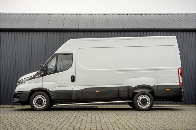 Iveco DAILY **35S14V 2.3 L2H2 | Automaat | Euro 6 | Cruise | Climate | 3500 KG Trekgewicht | Trekhaak**