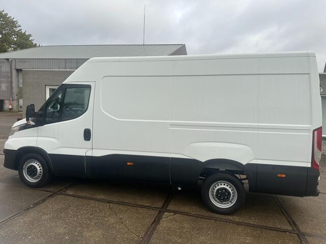 Iveco DAILY 35S14V L3H2