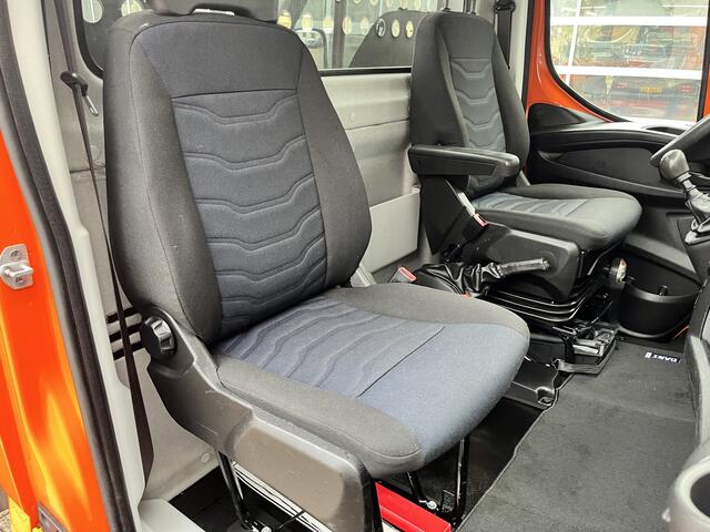 Iveco DAILY 35C14 2.3 375 Laadklep 500kg Trekhaak 3500kg trekgewicht Airco 2-Persoons Open laadbak Pick-up P-up Bakwagen Telefoonverbinding 1e eigenaar Euro 6 Bpm vrij !!!