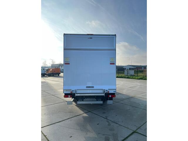 Iveco DAILY 35C18HA8 bakwagen met laadklep (1000 kg.)