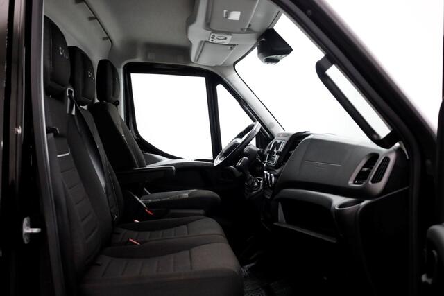 Iveco DAILY 35S18 3.0 180pk L4H2 Maxi HiMatic Automaat ACC/LED/Camera/Air-Pro Luchtvering 02-2023