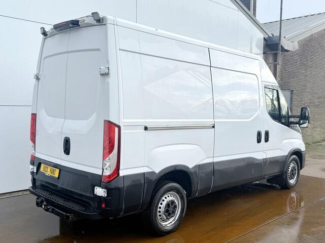 Iveco DAILY 35S16 2.3 Automaat L2H2 Airco Adaptieve Cruise Control Standkachel 3.5t Trekhaak Lane Assist