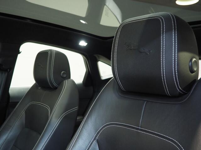 Jaguar E-Pace P300E Hybrid + Plug-in AWD HSE R-Dynamic, Panodak, Meridian, Led