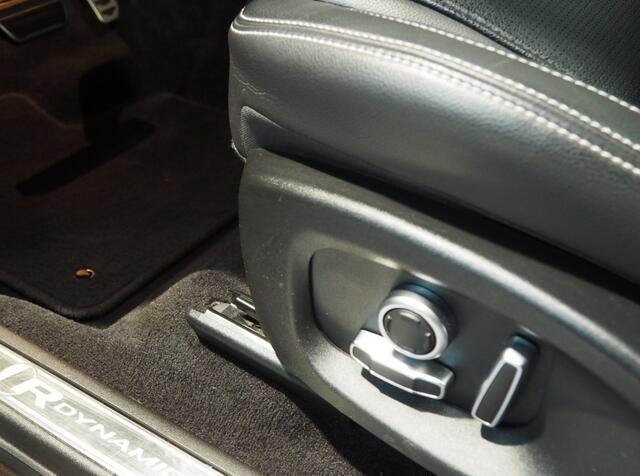 Jaguar E-Pace P300E Hybrid + Plug-in AWD HSE R-Dynamic, Panodak, Meridian, Led