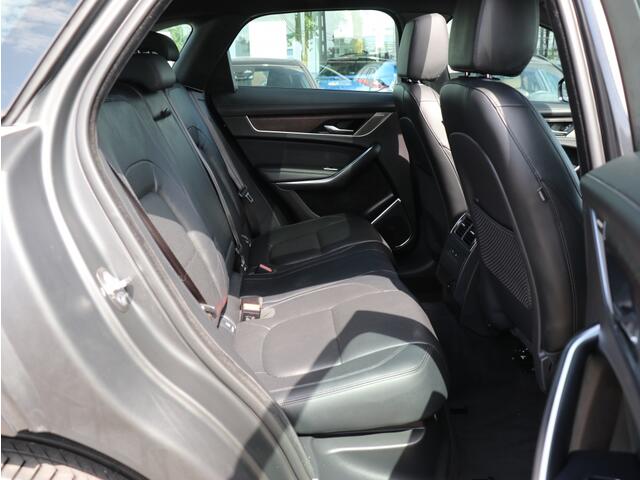 Jaguar F-PACE 2.0 P400e PHEV S I Panoramadak I Leder I Meridian