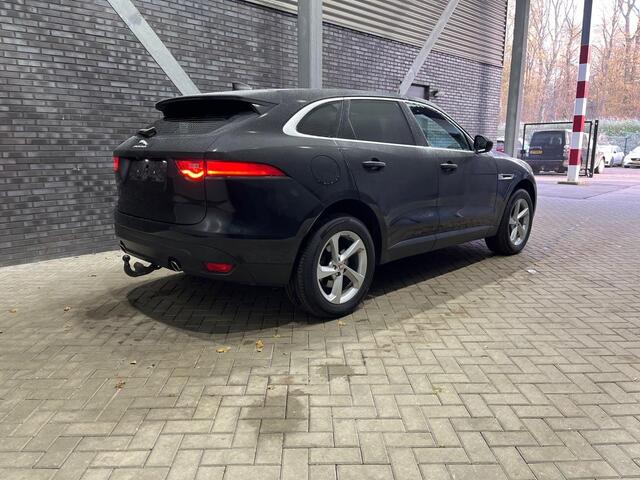 Jaguar F-PACE 2.0t AWD Portfolio | Panoramadak | ACC | Trekhaak | Meridian Sound | Getint Glas | Camera