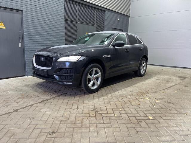 Jaguar F-PACE 2.0t AWD Portfolio | Panoramadak | ACC | Trekhaak | Meridian Sound | Getint Glas | Camera