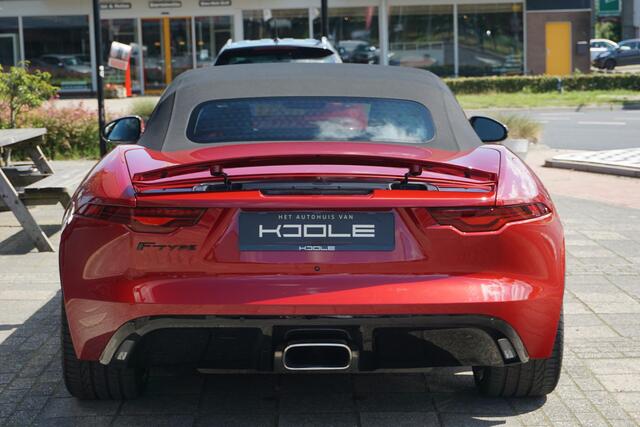 Jaguar F-TYPE P300 RWD