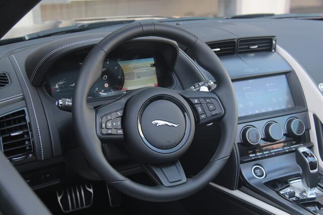 Jaguar F-TYPE P300 RWD R-Dynamic Black