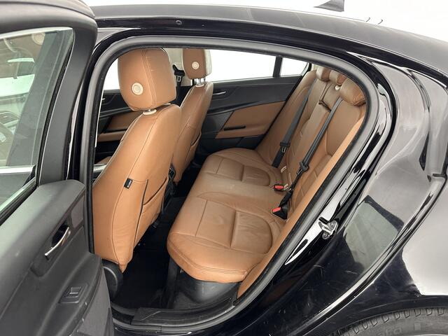 Jaguar XE 2.0 D Pure Aut. *FULL-LEATHER | NAVI-FULLMAP | COMFORT-SEATS | CAMERA | ECC | PDC | CRUISE | 17''ALU*