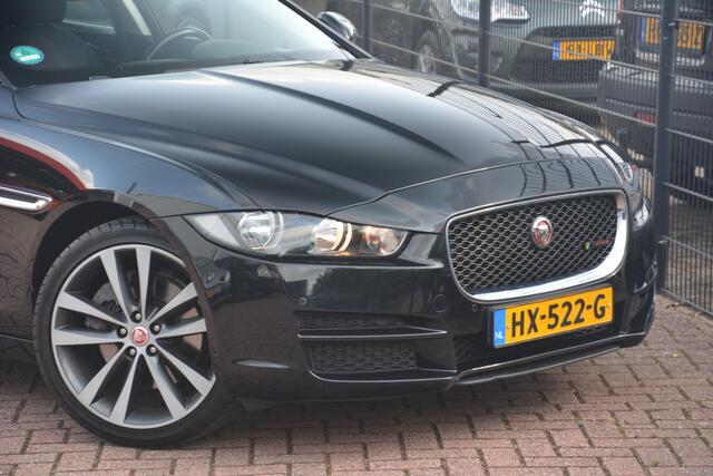 Jaguar XE 2.0 Prestige | Navigatie | Camera | Cruise-control | NL auto!! |