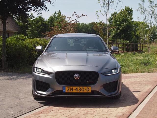 Jaguar XE 2.0 P250 HSE | R-Dynamic | Panoramadak | Camera | Apple Carplay | Cruise Control | Leer | Automaat |