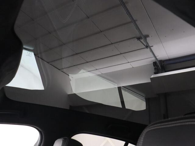 Jaguar i-Pace EV400 HSE 90 kWh | Panoramadak | Head-Up | Luchtvering | Meridian Sound | Leder | Stoelverwarming | 360 Camera | Carplay | Achterbankverwarming | DAB | Keyless