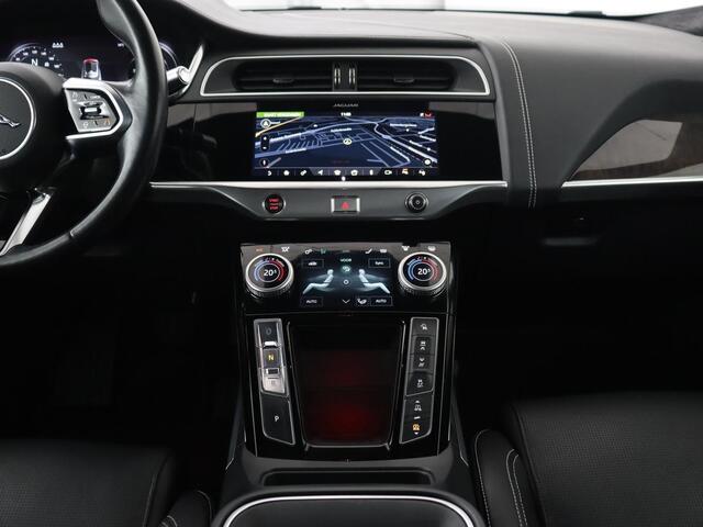 Jaguar i-Pace EV400 HSE 90 kWh | Panoramadak | Head-Up | Luchtvering | Meridian Sound | Leder | Stoelverwarming | 360 Camera | Carplay | Achterbankverwarming | DAB | Keyless
