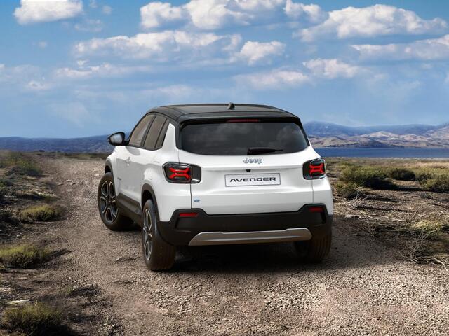 Jeep Avenger Summit 54 kWh | Schuif/Kanteldak | Leder&Winter Pack | Warmtepomp | Info&Convenience Pack