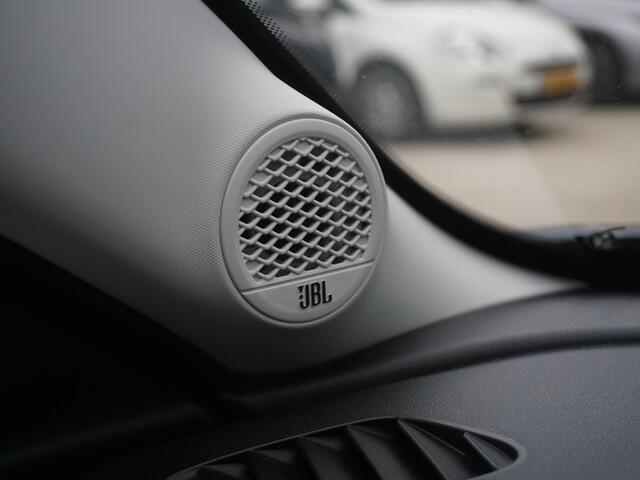 Jeep Avenger 1.2 e-Hybrid Summit