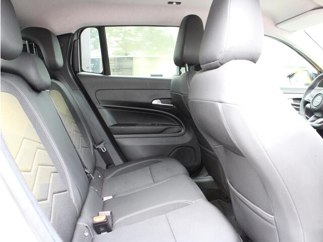 Jeep Avenger 1st Edition 54 kWh | Navi / Camera / Climate