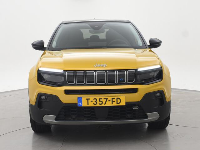 Jeep Avenger SUMMIT 54 kWh SUN YELLOW TWO-TONE + BREEDBEELD APPLE CARPLAY | CAMERA | ADAPTIVE CRUISE CONTROL