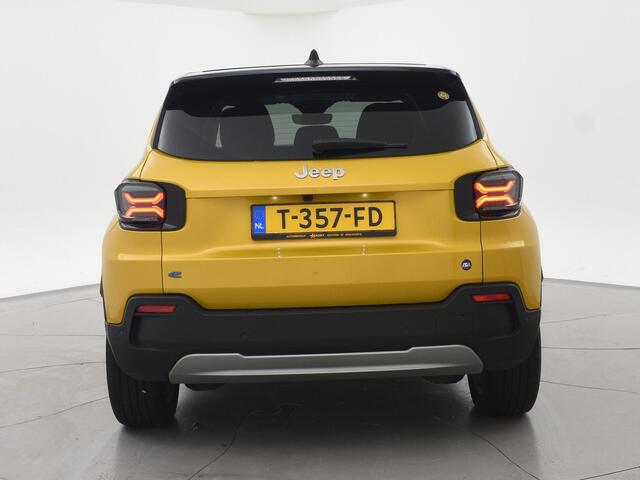 Jeep Avenger SUMMIT 54 kWh SUN YELLOW TWO-TONE + BREEDBEELD APPLE CARPLAY | CAMERA | ADAPTIVE CRUISE CONTROL